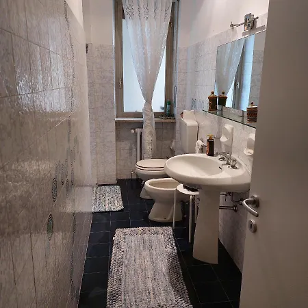Affittacamere In Guest - With Private Bathroom And Free Parking Chieri