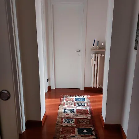 Affittacamere In Guest - With Private Bathroom And Free Parking
